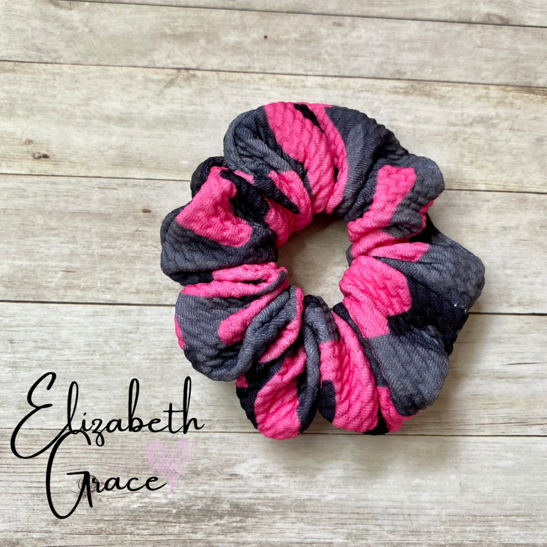 Black & Pink Camo Bullet Scrunchie